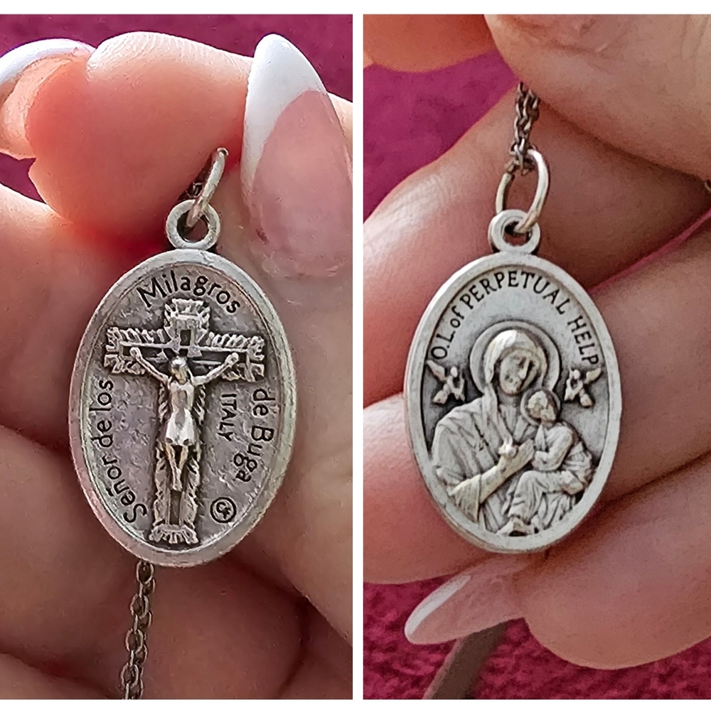 FreeShip•Silver Catholic Pendant